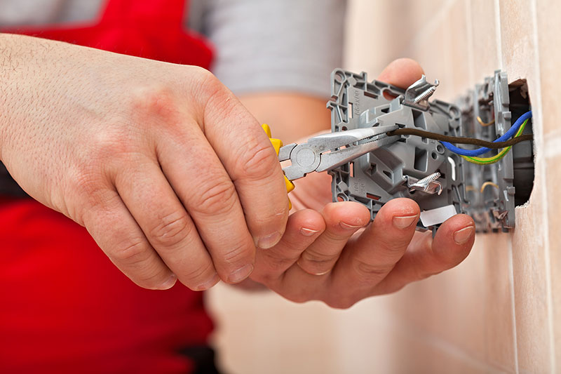 Steckdosen sicher austauschen: Eine umfassende Anleitung für Heimwerker